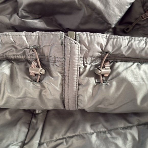 Patagonia Women's Down Sweater size S - Picture 8 of 8